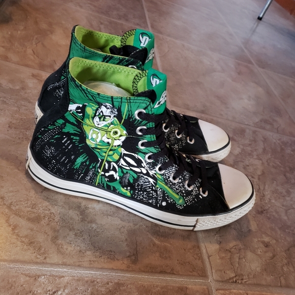 green lantern converse